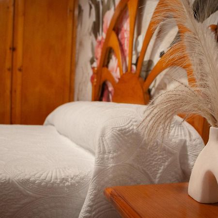 Cosma House Hotell Hinojedo Eksteriør bilde