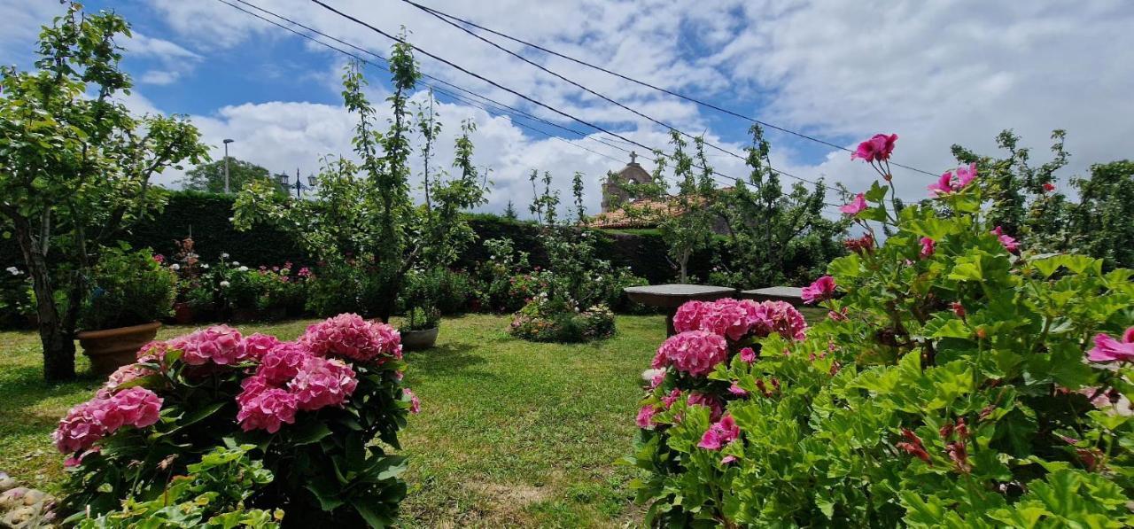 Cosma House Hotell Hinojedo Eksteriør bilde