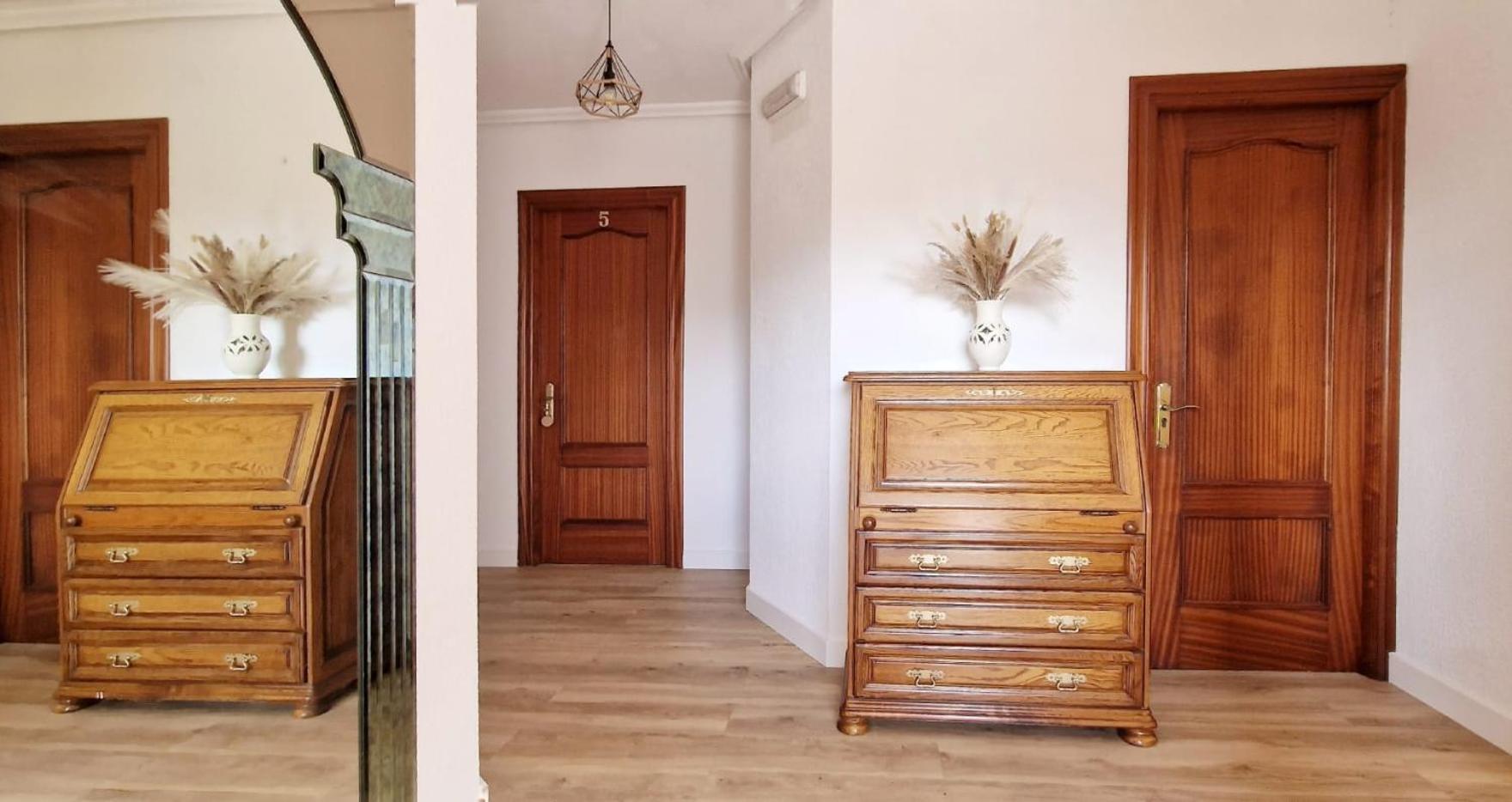 Cosma House Hotell Hinojedo Eksteriør bilde