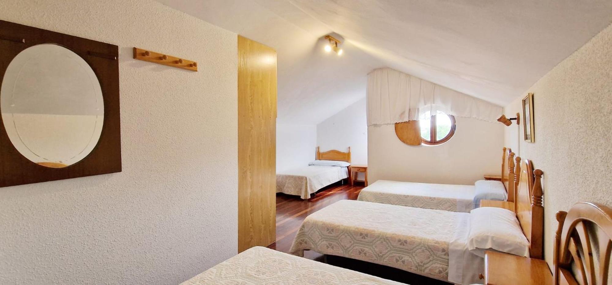 Cosma House Hotell Hinojedo Eksteriør bilde