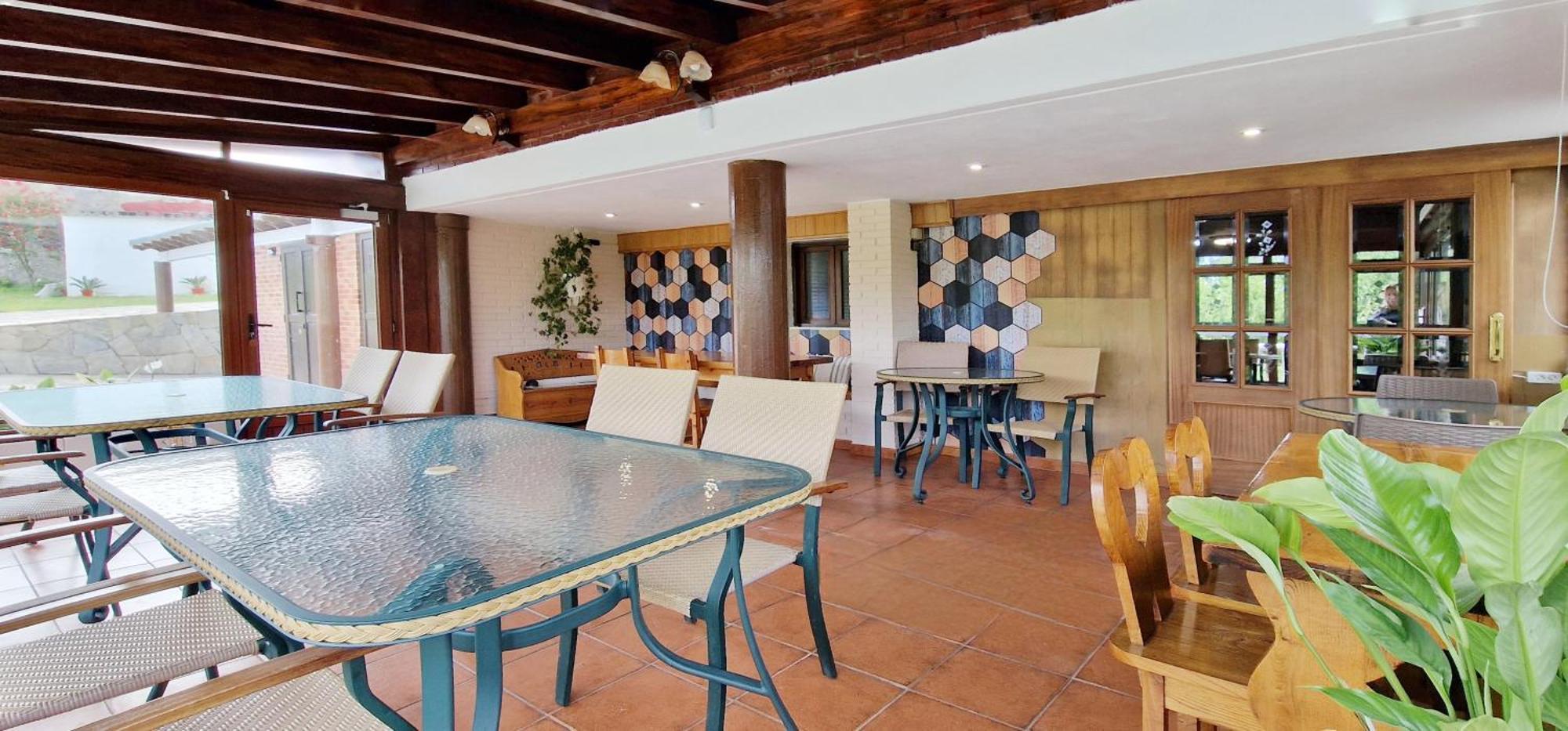 Cosma House Hotell Hinojedo Eksteriør bilde