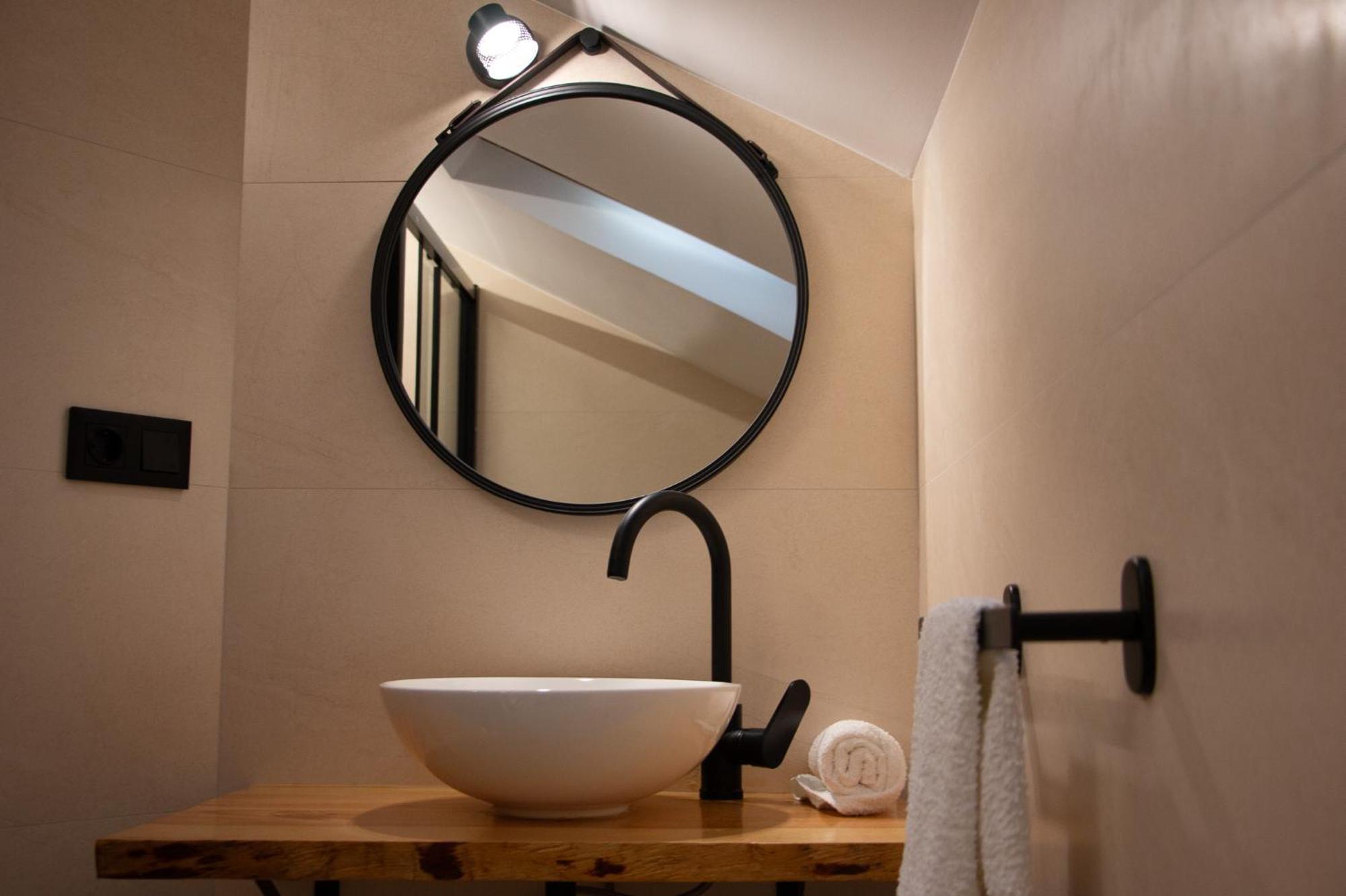 Cosma House Hotell Hinojedo Eksteriør bilde