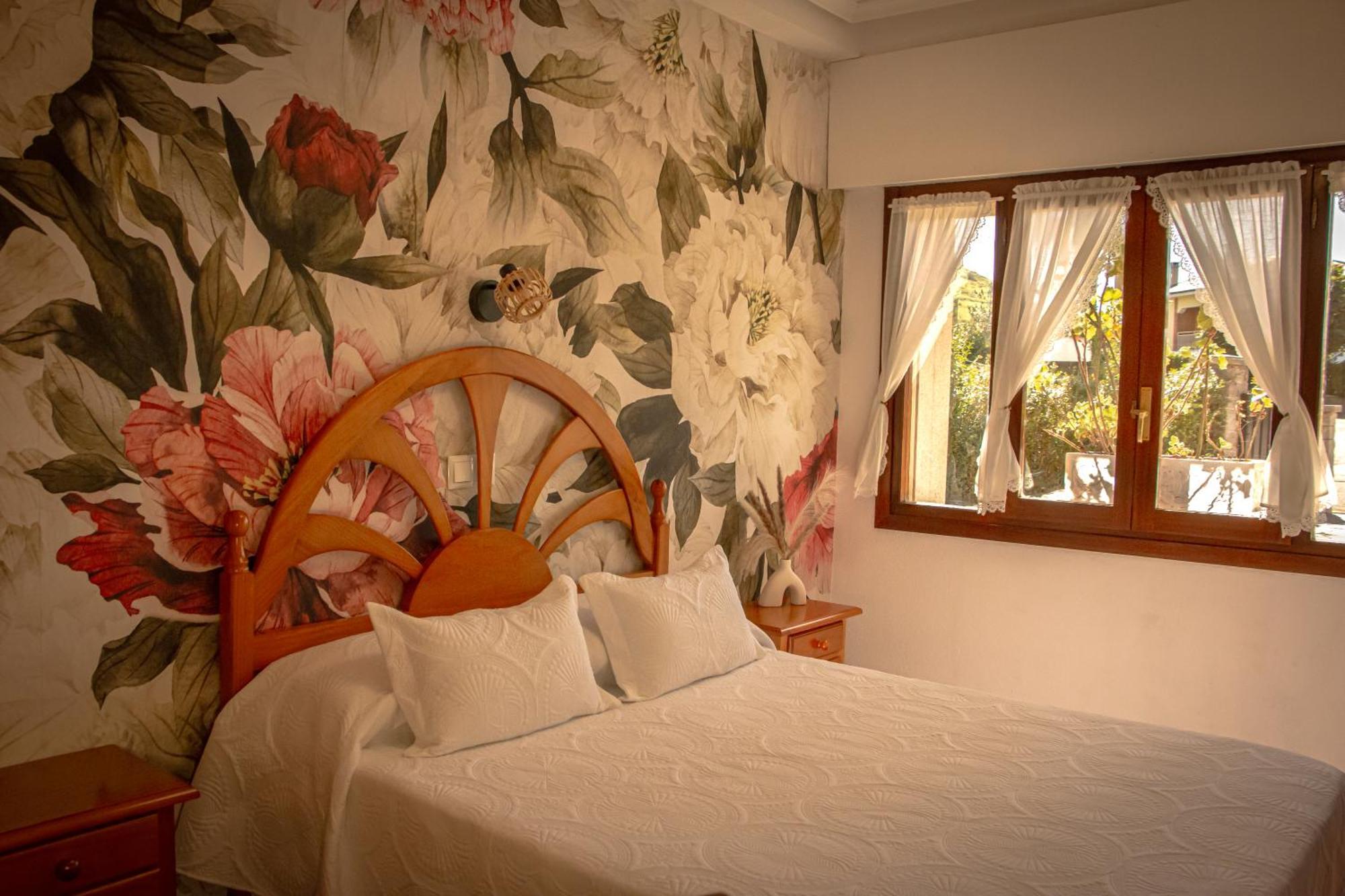 Cosma House Hotell Hinojedo Eksteriør bilde