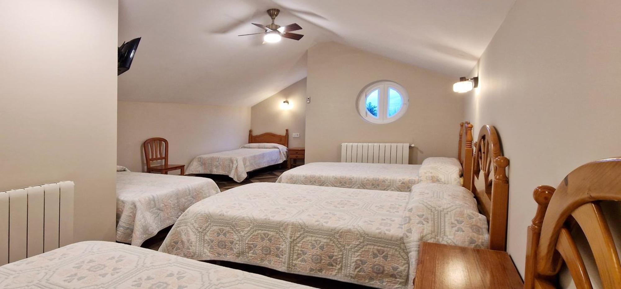 Cosma House Hotell Hinojedo Eksteriør bilde